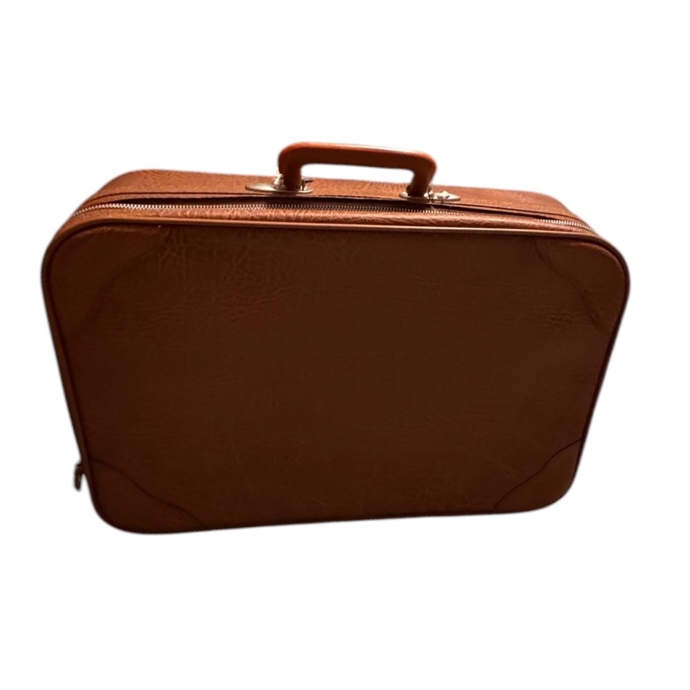 Elegant Brown Hollister Luggage 1976